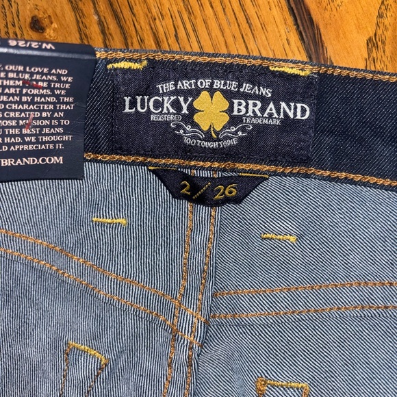 NWT Lucky Brand Dark Indigo Sofia Boot Super Stretch Women’s Jeans Size 2 - Picture 3 of 5